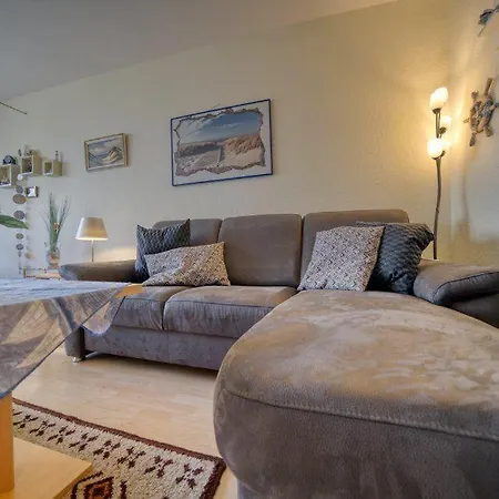 Ferienwohnung-h-11-6-0h1106 Heiligenhafen